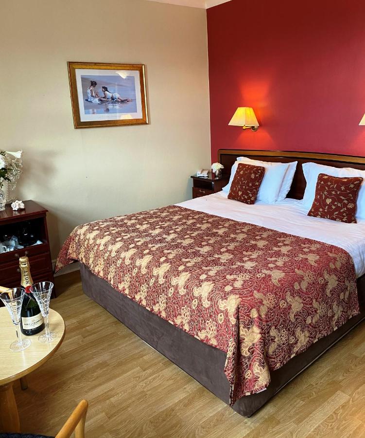 O'Shea'S Hotel ทรามอร์ ภายนอก รูปภาพ