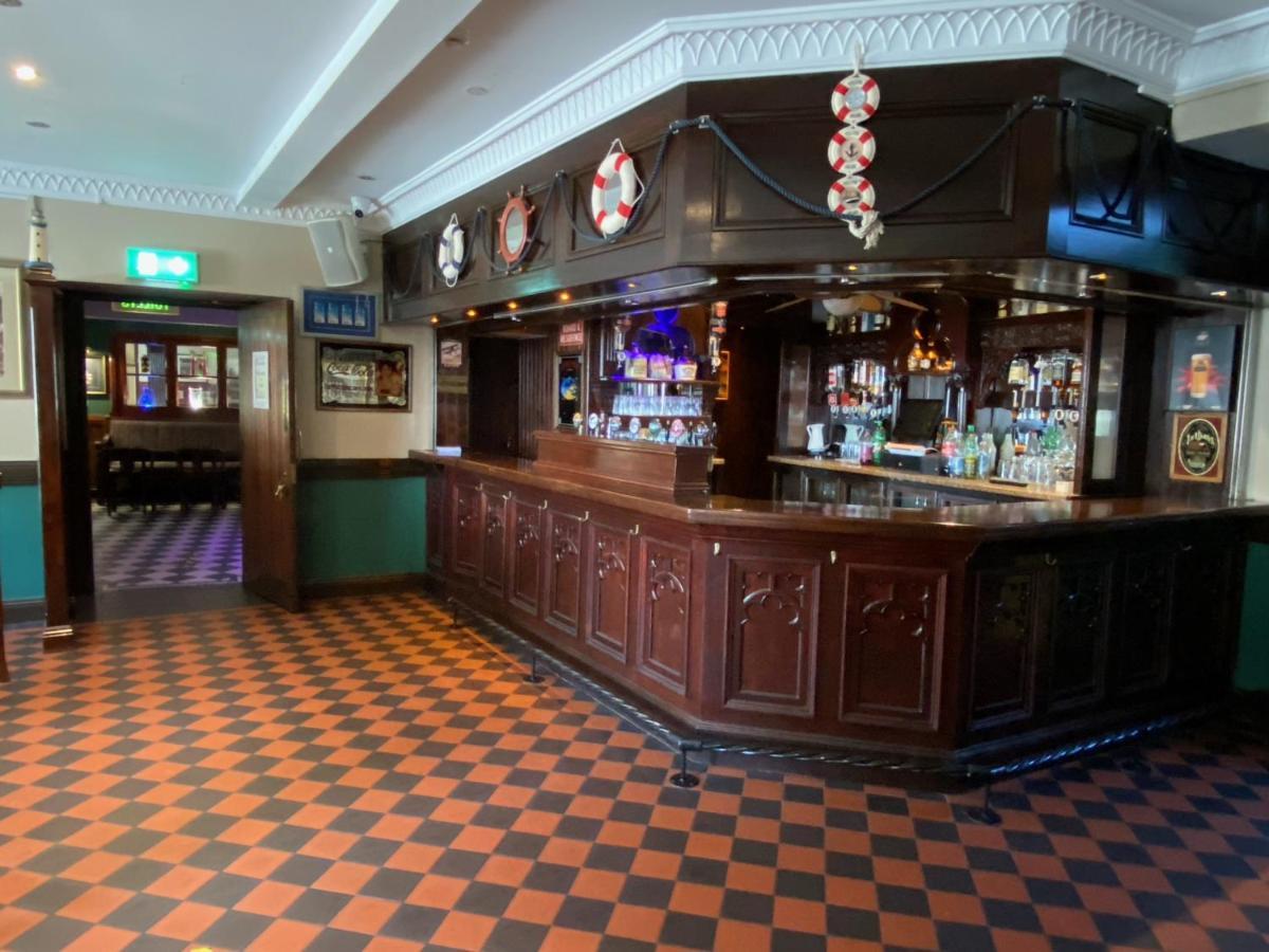 O'Shea'S Hotel ทรามอร์ ภายนอก รูปภาพ